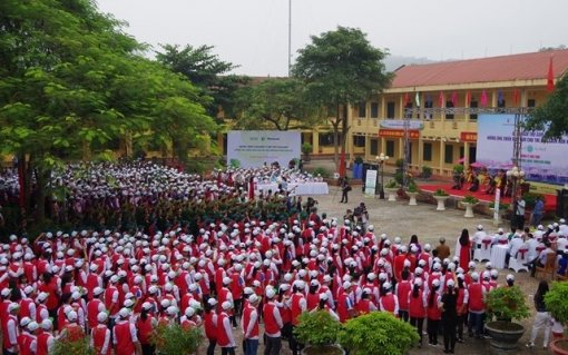 Hơn 1.000 người thu gom rác hưởng ứng Chiến dịch Làm cho thế giới sạch hơn năm 2017