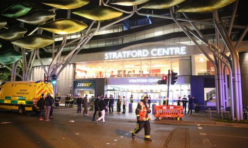 Ít nhất 6 người bị thương trong vụ tấn công bằng acid ở Anh