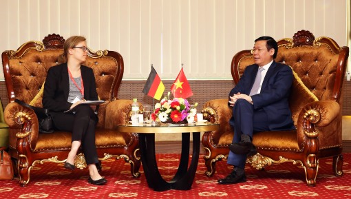 CHLB Đức quan tâm hỗ trợ bảo vệ môi trường bờ biển ở Việt Nam