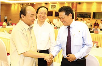 Thủ tướng Nguyễn Xuân Phúc: Chính phủ sẽ tháo gỡ những nút thắt, để kinh tế tư nhân phát triển