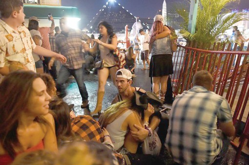 Vụ xả súng ở Las Vegas, Mỹ:

Ít nhất 50 người thiệt mạng