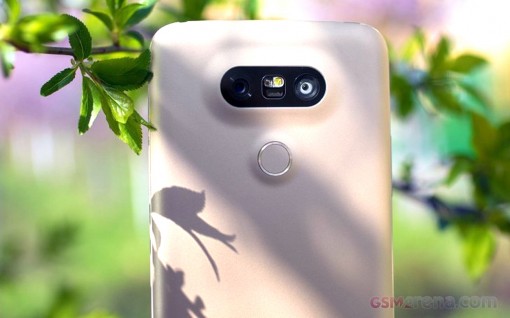 “Vén màn” bí mật của hệ thống camera kép