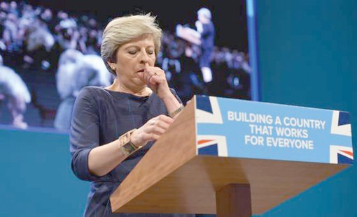 Anh chia rẽ quanh tương lai của Thủ tướng May