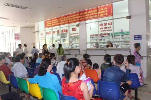 Gỡ “nút thắt” để mở rộng độ bao phủ bảo hiểm y tế<br>
BÀI 1: “Độ vênh” giữa ngành y tế và bảo hiểm