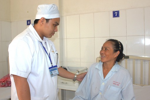 Gỡ “nút thắt” để mở rộng độ bao phủ bảo hiểm y tế <br>

Bài 2:  Con đường lắm gian nan