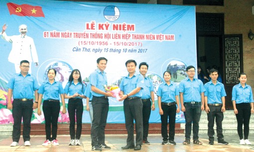 Nhiều hoạt động kỷ niệm 61 năm Ngày truyền thống Hội Liên hiệp Thanh niên Việt Nam