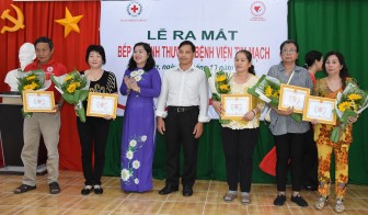 Ra mắt bếp ăn tình thương tại Bệnh viện Tim mạch TP Cần Thơ