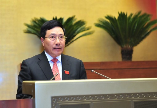 Kỳ họp thứ 4, Quốc hội khóa XIV: Thảo luận hai dự án luật sửa đổi, bổ sung