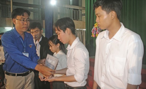 Thắp sáng ước mơ