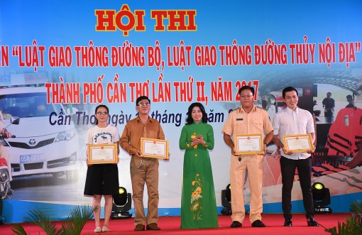 Lan tỏa thông điệp nhân văn