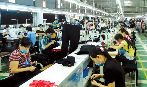 Doanh nghiệp vượt khó