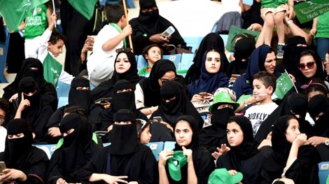 Saudi Arabia cho phép phụ nữ vào sân vận động