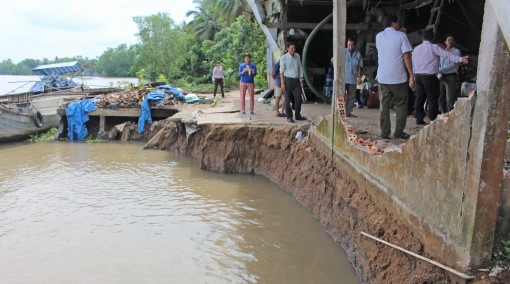 Bài học kinh nghiệm từ bão Linda: không chủ quan,

lơ là trong công tác phòng tránh