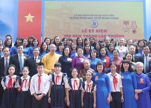 Chủ tịch Quốc hội dự Lễ Kỷ niệm 100 năm thành lập Trường THCS Trưng Vương
