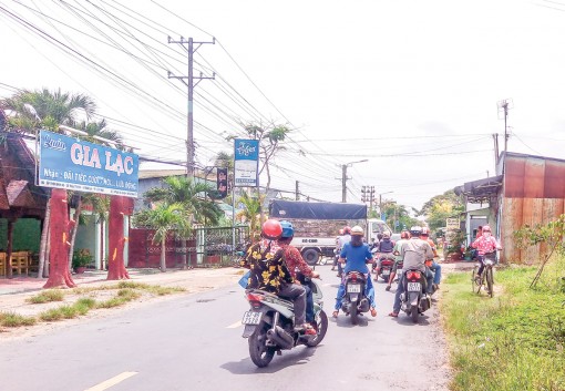 Sớm nâng cấp mở rộng cầu, đường tỉnh lộ 922