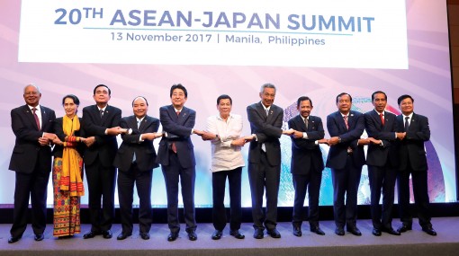 ASEAN tiếp tục khẳng định vai trò

trung tâm trong khu vực