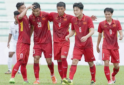 Tuyển Việt Nam chờ luồng gió mới…