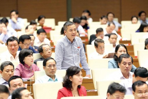 Kỳ họp thứ 7 HĐND thành phố

diễn ra từ ngày 5 đến 7-12