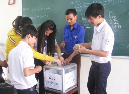 Thầy, trò và mạng xã hội