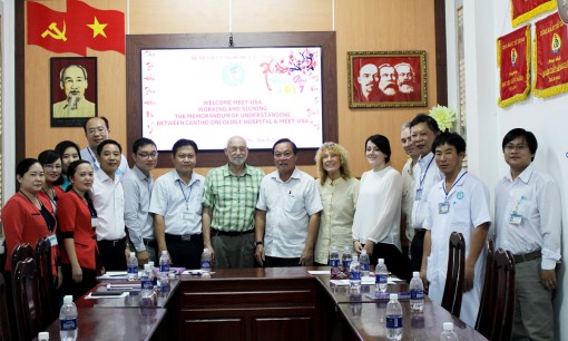 Hợp tác quốc tế, xây dựng thương hiệu