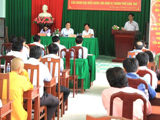 Cử tri kiến nghị xử lý nghiêm các vụ án đặc biệt nghiêm trọng; quan tâm những vấn đề liên quan đời sống nông dân