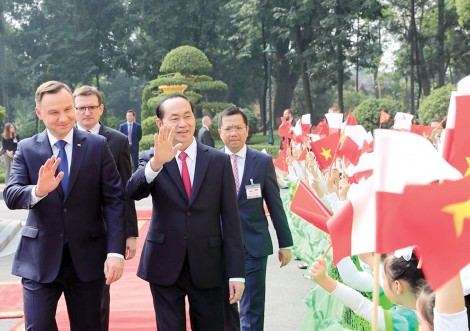 Đưa quan hệ hữu nghị, hợp tác Việt Nam - Ba Lan 
đi vào chiều sâu, hiệu quả và thiết thực