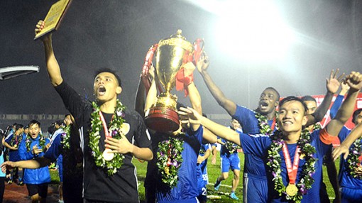 Kết thúc V.League 2017: Vẫn “kịch bản” cũ