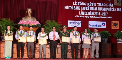 Trao giải Hội thi Sáng tạo kỹ thuật TP Cần Thơ lần thứ IX