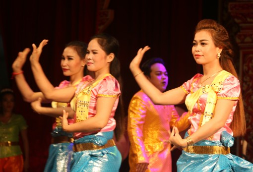 Bảo tồn múa dân gian Khmer- nhìn từ một sự kiện