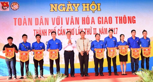 Khai mạc Ngày hội “Toàn dân với Văn hóa giao thông”