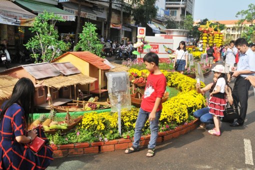 Chăm lo, tạo điều kiện để nhân dân vui xuân, đón Tết