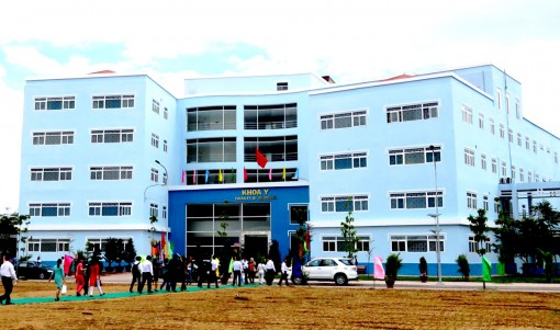 Đoàn chuyên gia khảo sát, kiểm định chất lượng tại Trường Đại học Y Dược Cần Thơ