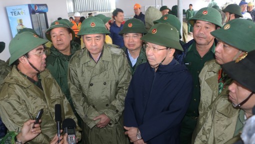 Phó Thủ tướng Trịnh Đình Dũng : "An toàn tính mạng người dân phải được đặt lên hàng đầu"