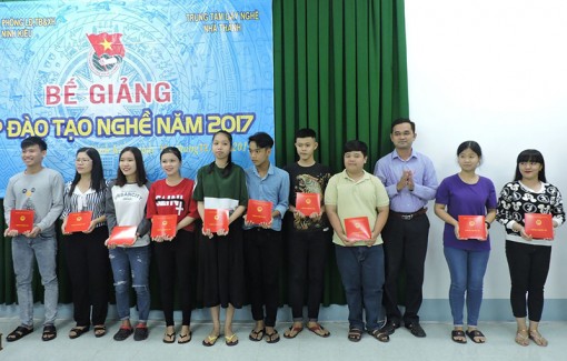 Giúp đoàn viên thanh niên lập nghiệp