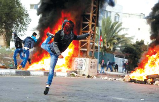 Nhìn lại thế giới 2017: Những gam màu sáng tối