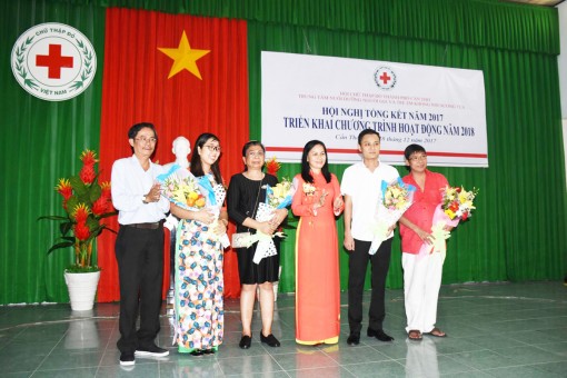 Nỗ lực vận động, chăm lo chu đáo cho các cụ