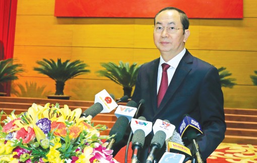 Phát huy cao độ tinh thần yêu nước,

ý chí tự lực, tự cường, phát triển

đất nước nhanh, bền vững