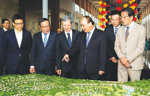 Thủ tướng Nguyễn Xuân Phúc:

Phát triển Huế phải dựa trên chiều sâu về văn hóa, con người