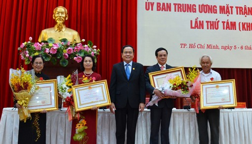 Bế mạc Hội nghị Ủy ban Trung ương MTTQ Việt Nam lần thứ 8, khóa VIII