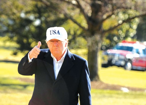 Khi nhà ngoại giao Mỹ đi bán vũ khí!