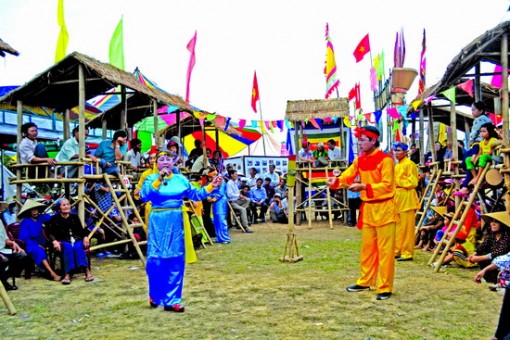 Chơi hội bài chòi ở Quy Nhơn