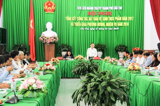 Tăng cường kiểm tra, đảm bảo 
an toàn vệ sinh thực phẩm dịp Tết Nguyên đán