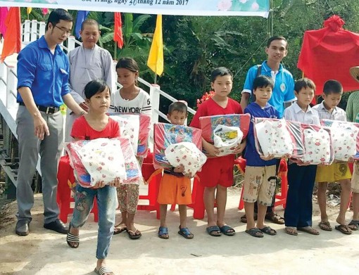 Lan tỏa nét đẹp nghĩa tình