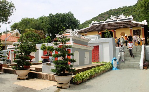 Khu du lịch quốc gia Núi Sam phấn đấu

đạt doanh thu 6.000 tỉ đồng vào năm 2030