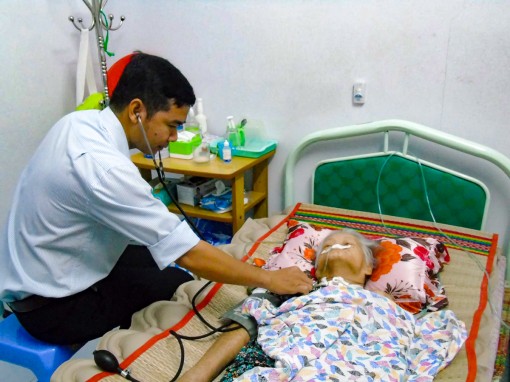 Giúp các cụ sống vui, sống khỏe