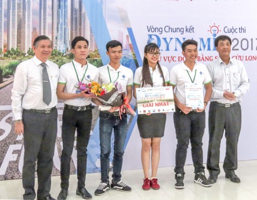 Sinh viên Đại học Cần Thơ đoạt giải Nhất cuộc thi “Dynamic - Sinh viên nhà doanh nghiệp tương lai” năm 2017 khu vực ĐBSCL