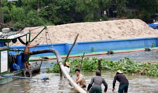 Tịch thu 900m3 cát không có nguồn gốc hợp pháp