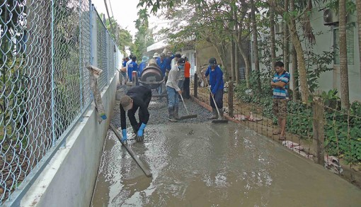 Nâng cấp hẻm giúp giao thông thuận lợi