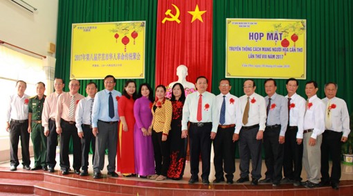 Họp mặt truyền thống cách mạng

người Hoa Cần Thơ