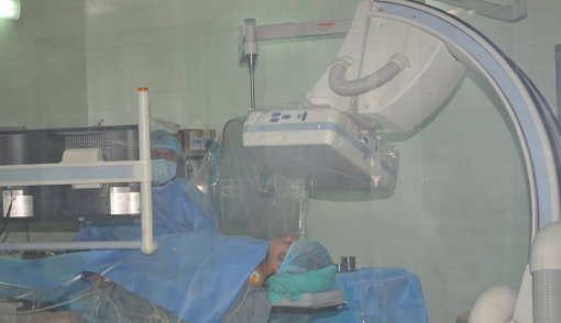 Can thiệp thành công bệnh nhân bị đa túi phình động mạch não